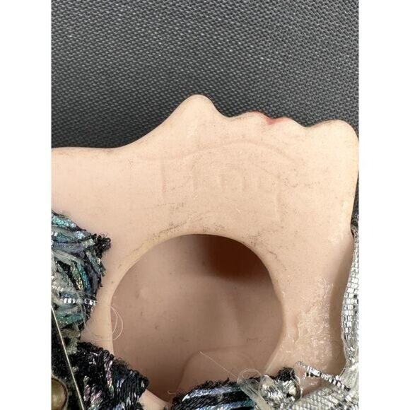 Vintage Porcelain Head Brooch With Silver Turban & Scarf Accent - Picture 4 of 8